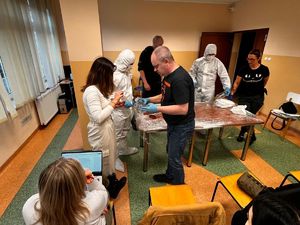 Studenci w komisariacie