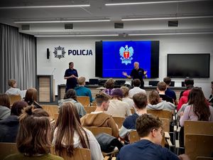 Licealiści w komisariacie