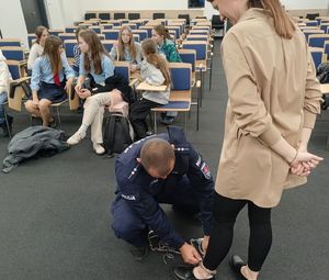Wizyta dzieci w komisariacie