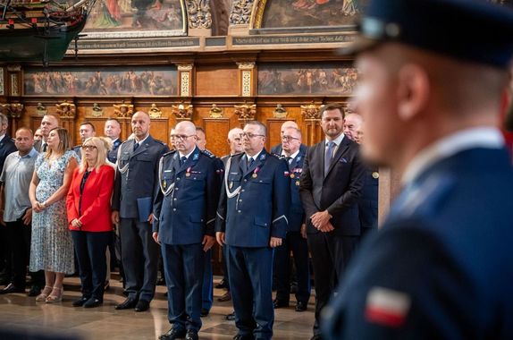 uroczysta zbiórka święto policji