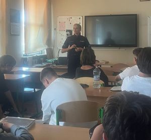 Policjanci spotkali się z uczniami