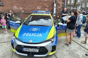 Policjanci na spotkaniu z dziećmi