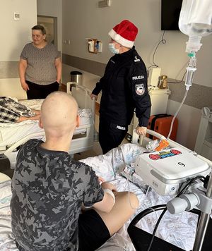 Policjantka i pacjenci