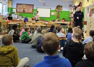 Policjantka i dzieci