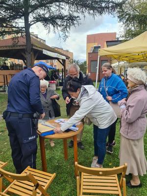 Dzielnicowy, policjant, który zna twoją dzielnicę