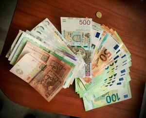 Przedmioty zabezpieczone przez policjantów