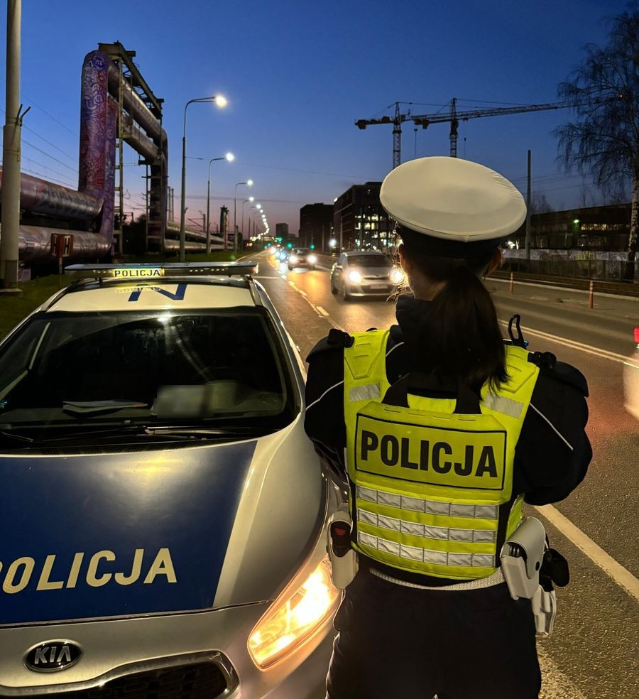 BEZPIECZNA MAJÓWKA Z POLICJĄ W GDAŃSKU